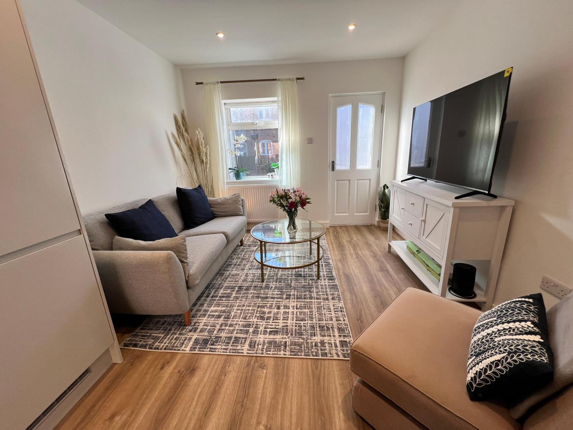 Two Bedroom Bridgnorth Bliss Екстериор снимка